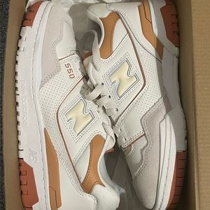 New Balance 550